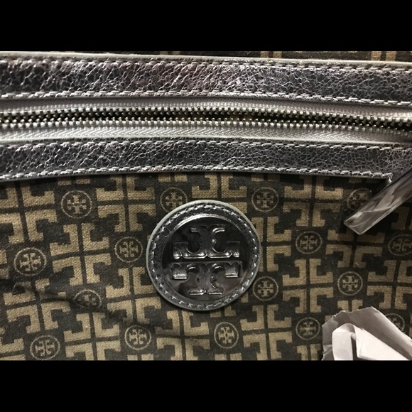 Silver TORY BURCH leather tote - Picture 3 of 8